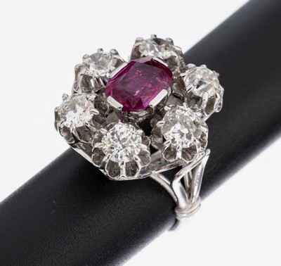 26950114a - 18 kt Gold Rubin-Diamant-Ring, um 1870/80, GG 750/000 und Silber, sek. rhodiniert, ...