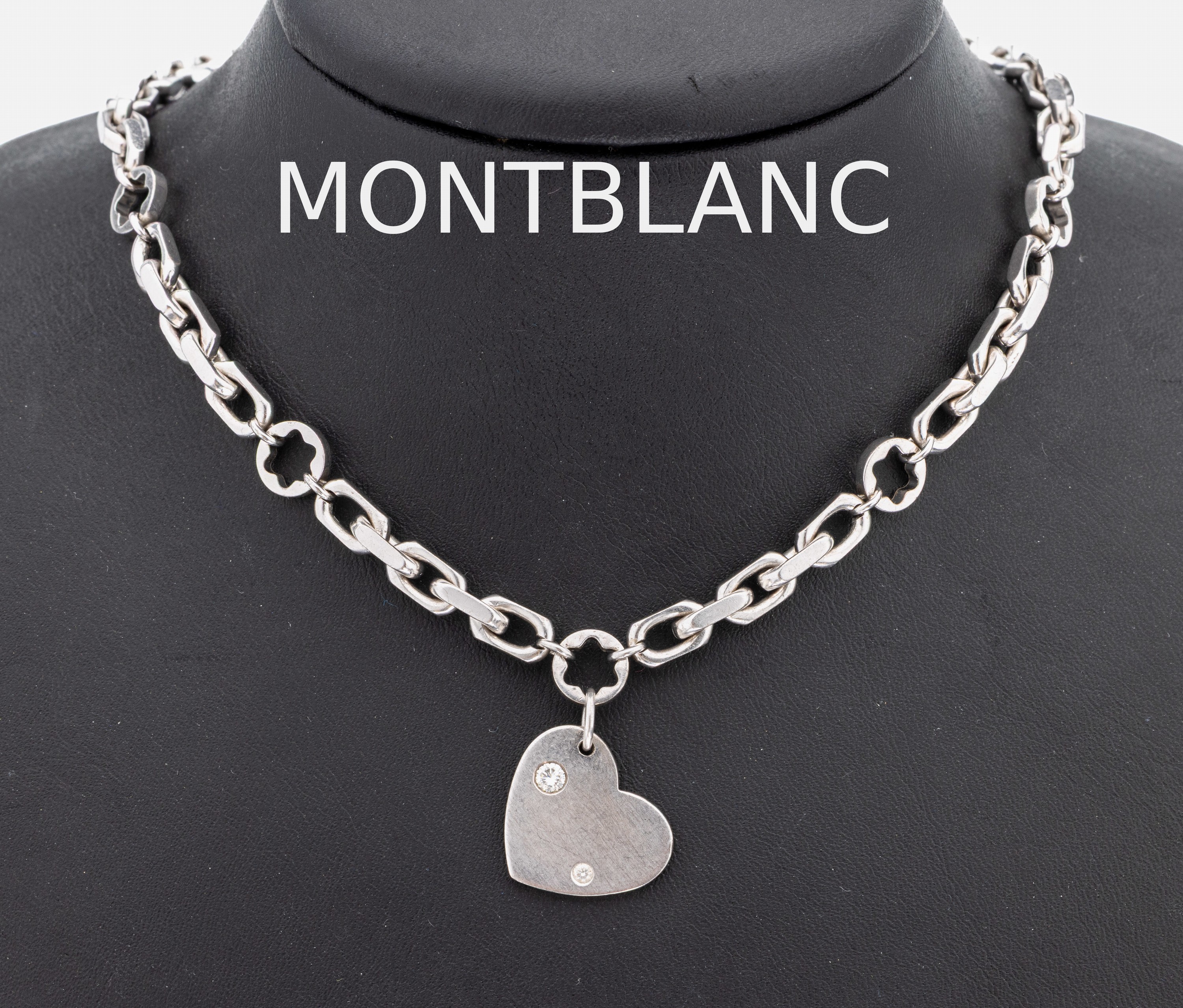 MONTBLANC Brillant-Collier, 925er Silber, bewegl. abgehängtes Herz, 2 Brillanten zus. ca. 0.12 ct Weiß/si-p, L. variabel ca. 43-46 cm, ...