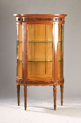 Image 26950305 - Vitrine im Stil des Louis-Seize, Frankreich, um 1900, dreiseitig verglast, Korpus im ...