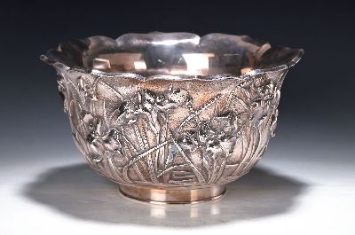 Image Bowle/Blumentopf, China, 20. Jh., Silber, doppelte Wandung, mit umlaufendem, ...