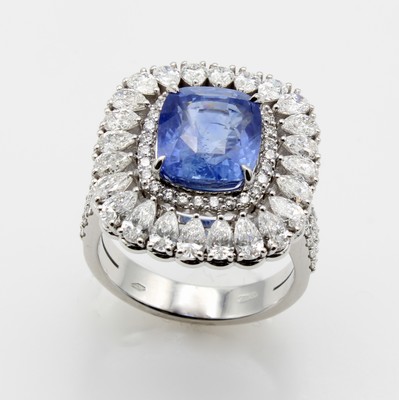 26950927b - Ring mit Ceylon-Saphir, Diamanten und Brillanten, WG 750/000, Saphir im Cushion- Cut ...