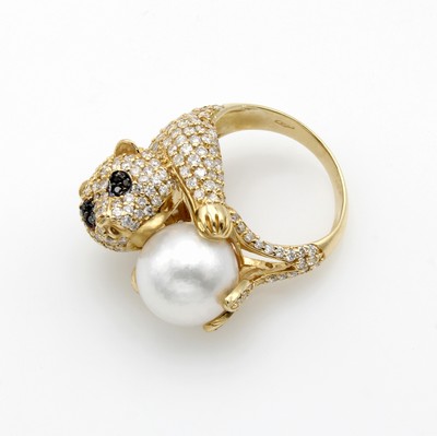 26951395c - Ring "Koboldmaki" mit Südseeperle, Diamanten und Brillanten, GG 585/000, ...