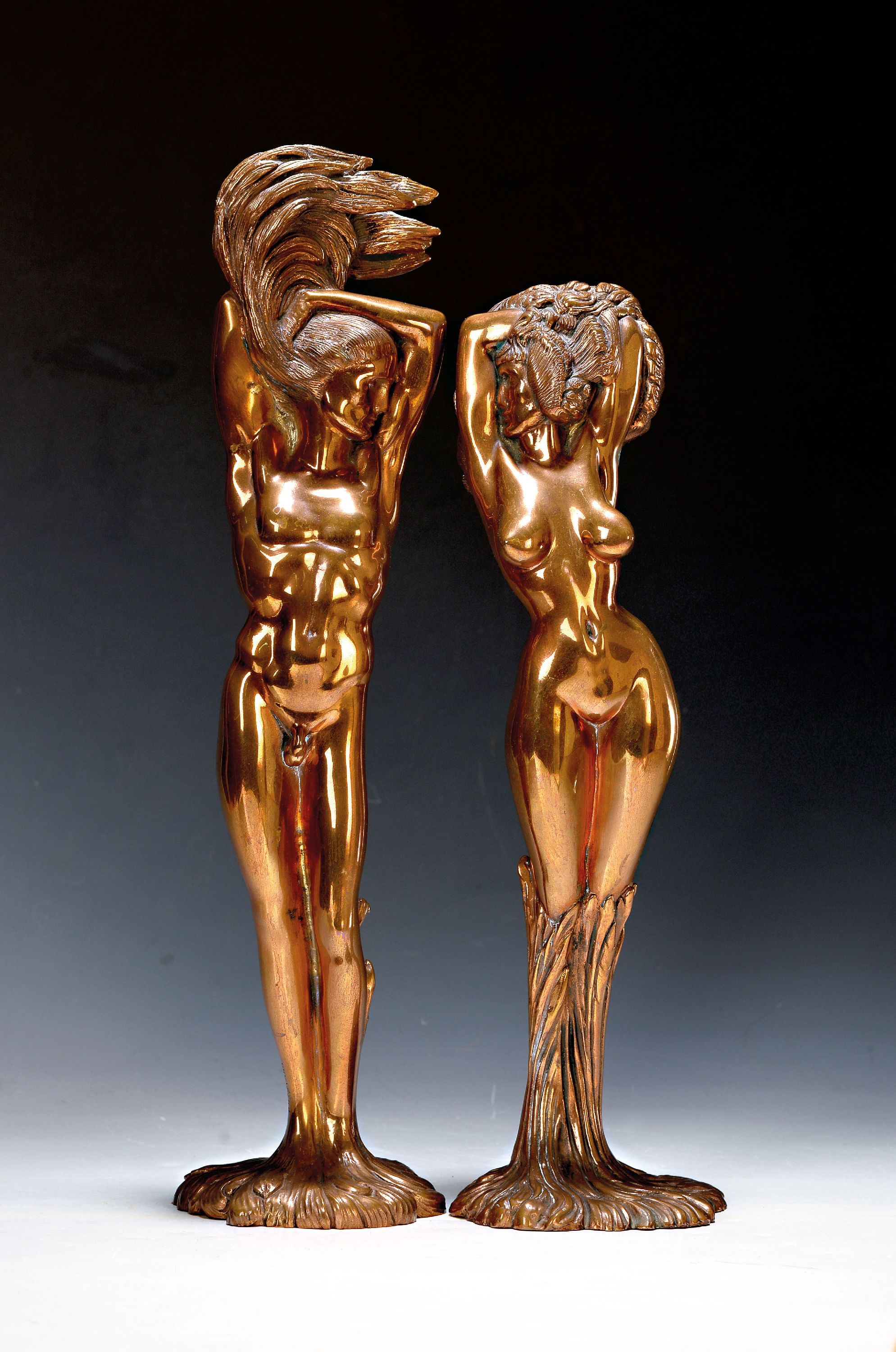 Ernst Fuchs, 1930 - 2015 Wien, zwei Bronzefiguren, "Daphne und Apoll", signiert und datiert 1983, num. 257/1000, H. ca 36/ 42 cm, ohne ...