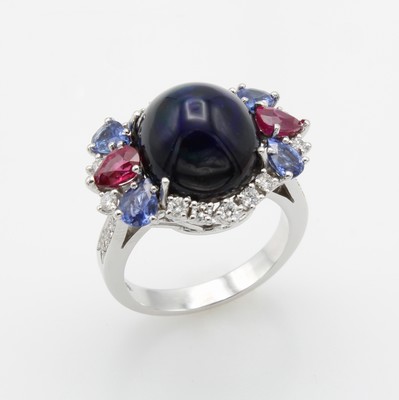 Image Ring mit Farbsteinen und Brillanten, WG 750/000, Opalcabochon ca. 6.00 ct, Rubin- und ...