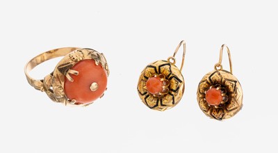 Image 14 kt Gold Korallen-Konvolut, um 1900, GG 585/000 gepr., best. aus: 1 Ring, RW 58, ...