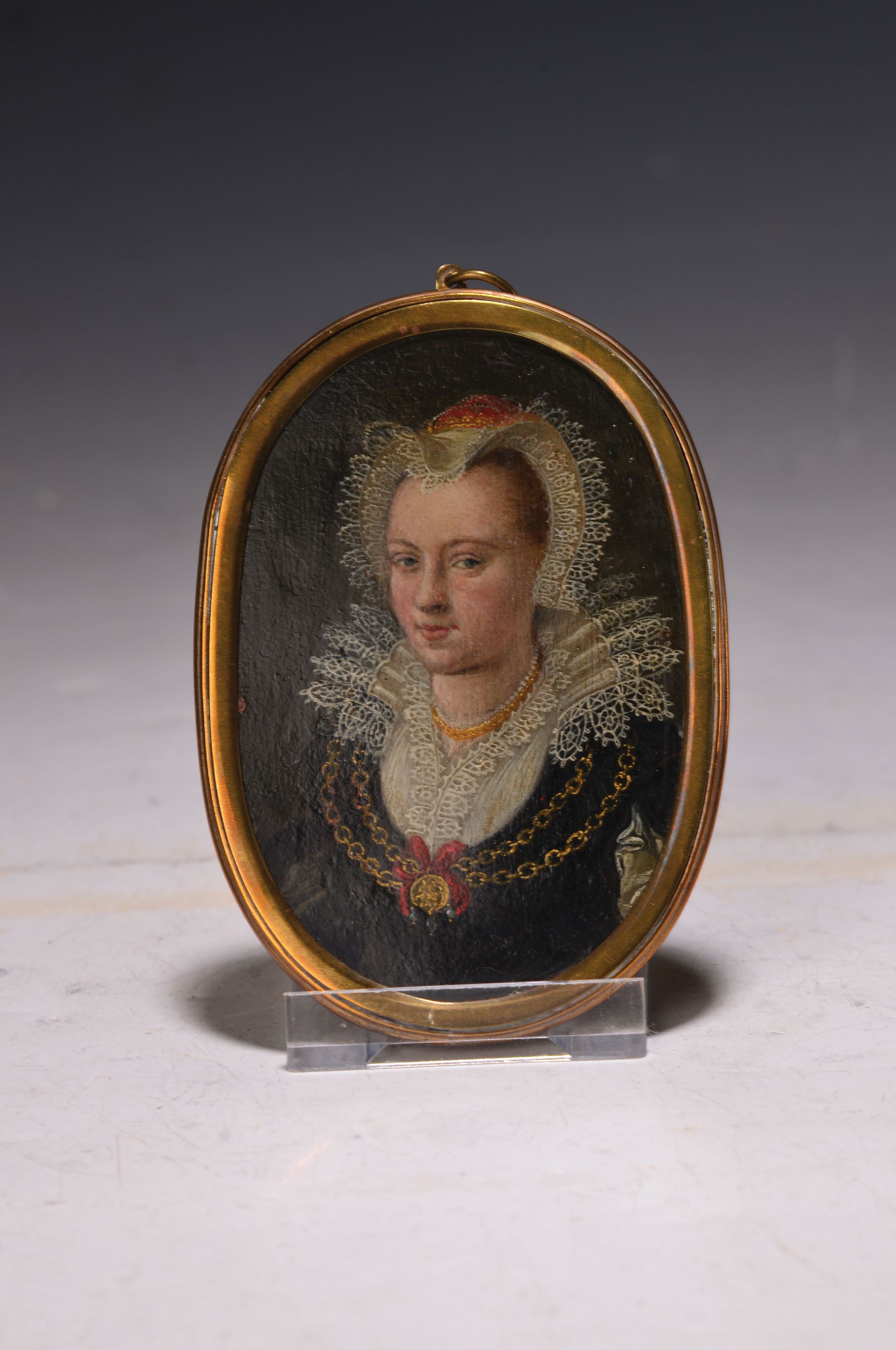 Detail k: Miniatur deutsch, 16./17. Jh., Porträt der Kurfürstin Anna von Dänemark, Kurfürstin von Sachsen, 1532 - 1585, auf Kupferplatte gemalt, ...