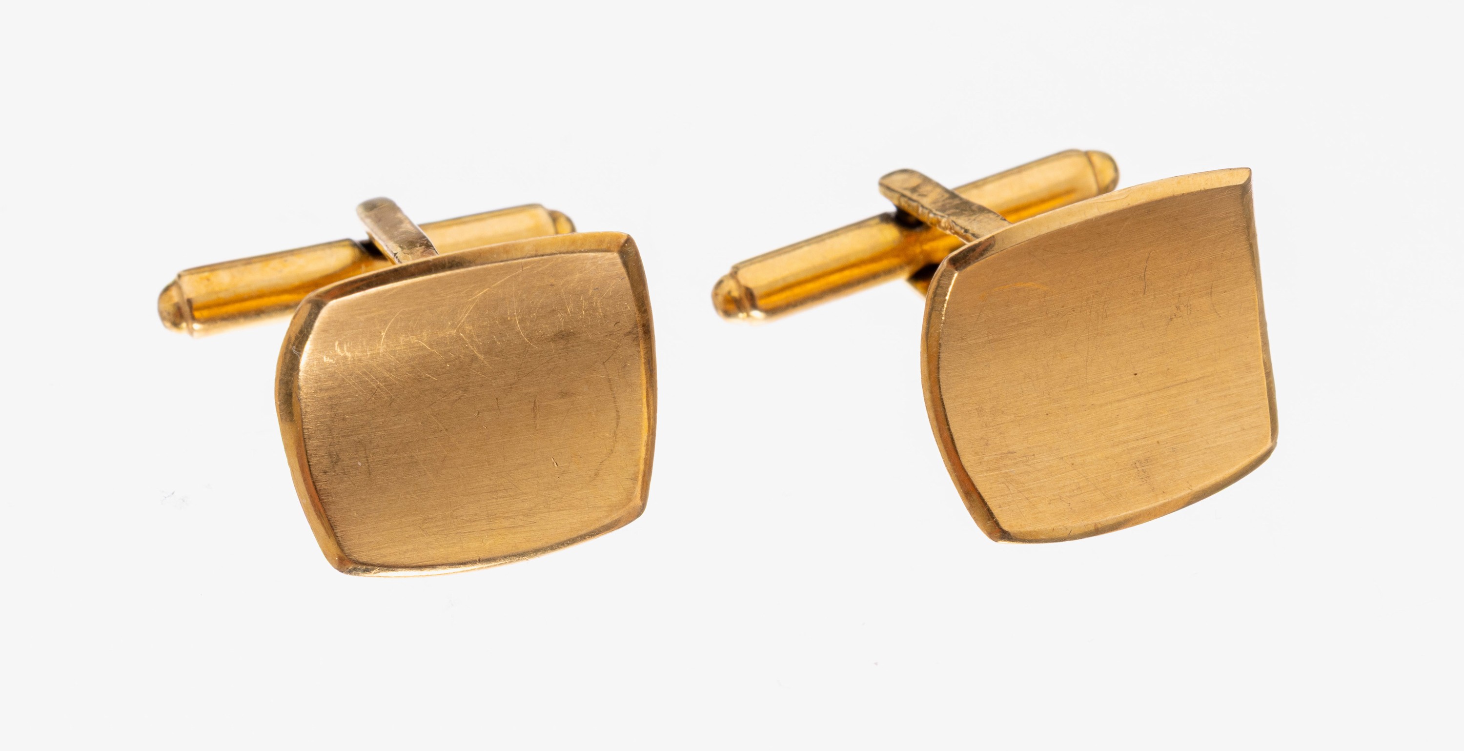 Paar 18 kt Gold Manschettenknöpfe, GG 750/000, konkave Platte, ca. 7.9 g