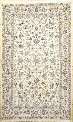 Image Nain, Persien, Neu, Wolle auf Baumwolle, ca. 257 x 158 cm Schätzpreis: 2900, - EUR