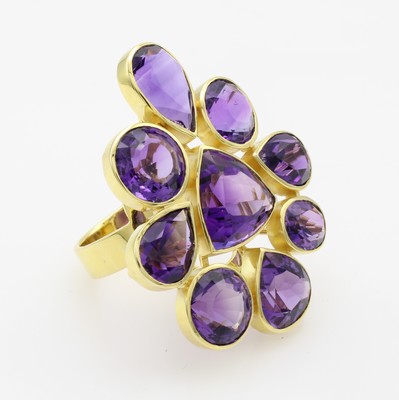 Image Ausgefallener Ring mit Amethysten, GG 585/000, großer Ringkopf bes. m. Amethysten ...