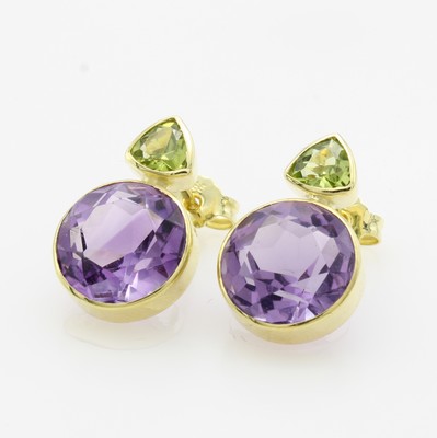 Image Paar Ohrstecker mit Farbsteinen, GG 585/000,2 fac., dreieck. Peridots zus. ca. 0.95 ct, ...