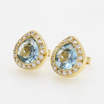Image Paar Ohrstecker mit Aquamarinen und Brillanten, GG 750/000, 2 Aquamarintropfen zus. ca. ...