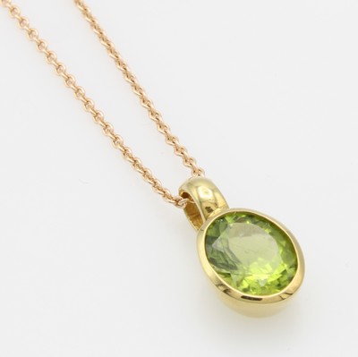 Image 26951733 - Anhänger mit Peridot an Kette, RG 585/000, ovaler, fac. Peridot ca. 2.60 ct, L. ca. ...