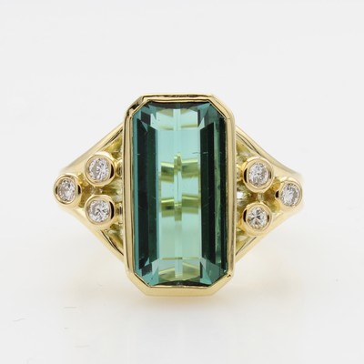 Image Ring mit Turmalin und Brillanten, GG 585/000, Ringschiene in 2-rhg., symmetr. Design, ...