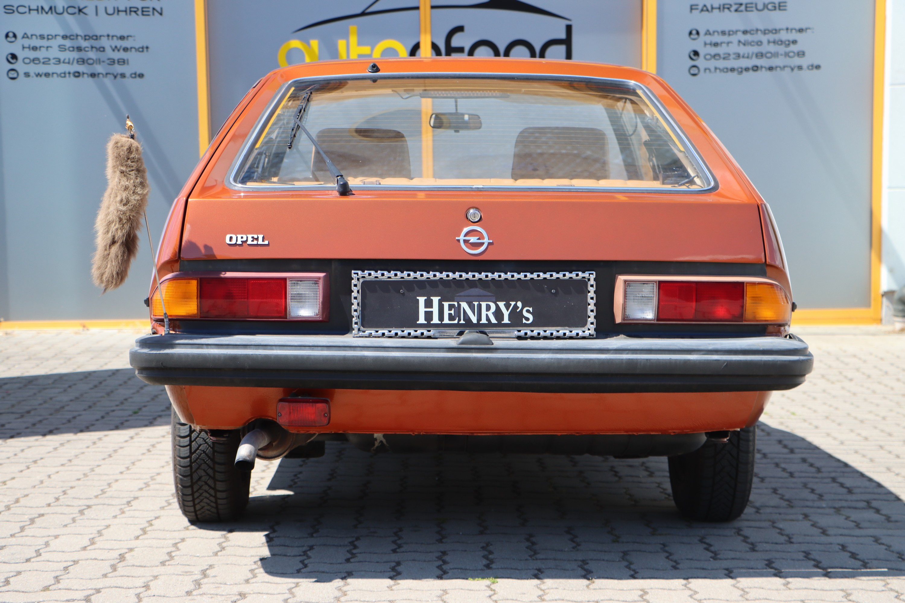 Detail c: Opel Manta-B-CC, EZ 07/1980, Fahrgestellnummer: 5505136597, Laufleistung ca. 32.611 km abgelesen, 44 kW/60 PS, HU 05/2026, Schaltgetriebe, ...