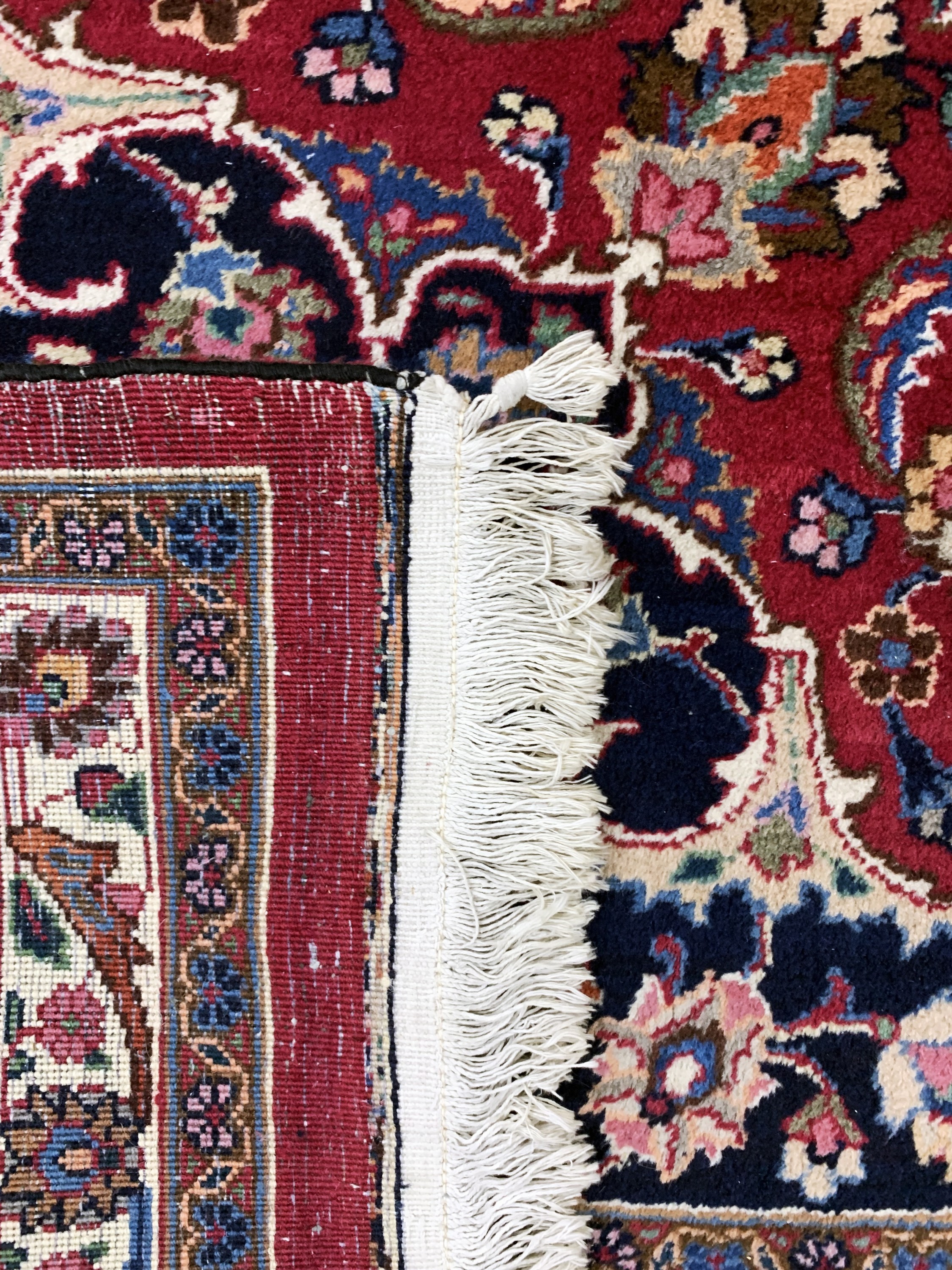 Detail h: Mesched sign., Persien, Mitte 20.Jhd., Wolle auf Baumwolle, ca. 340 x 255 cm, EHZ: 2