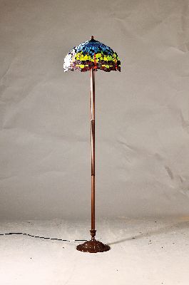 Image 26952267 - Stehlampe im Tiffany-Stil, neuzeitlich, Fuß und Monturen Bronze, Schirm aus bunten ...