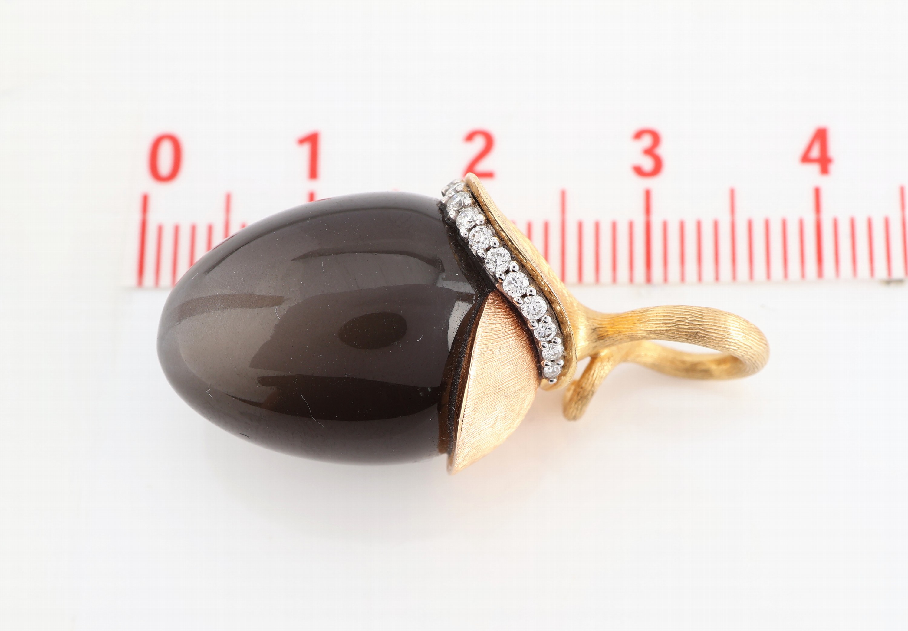 Detail c: 18 kt Gold OLE LYNGGAARD Mondstein-Brillant- Anhänger, GG/RoseG 750/000, Modell Lotus, z.T. fein sat., bes. mit 12 Brillanten zus. ca. 0.10 ct ...