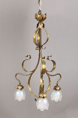 Image 26952523 - Deckenlampe, Frankreich, um 1900, Jugendstil, Metallmontur in Form von lanzettlichen ...