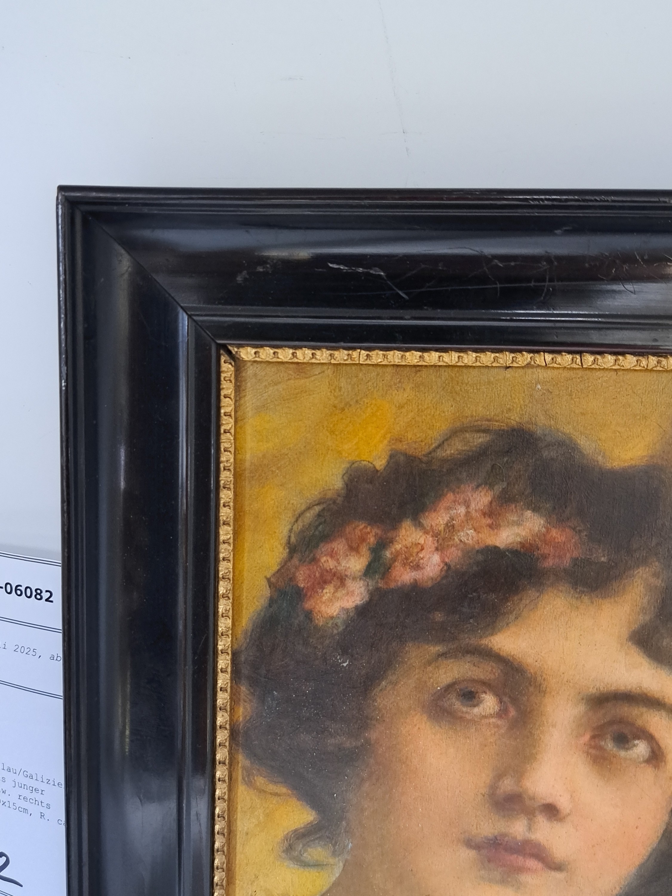 Detail g: Julius Zuber, 1861 Stanislau/Galizien-1910, 2 Pendants, Porträts junger Frauen, Öl/Holz, links bzw. rechts unten signiert, je ca. 20x15cm, R. ca. ...