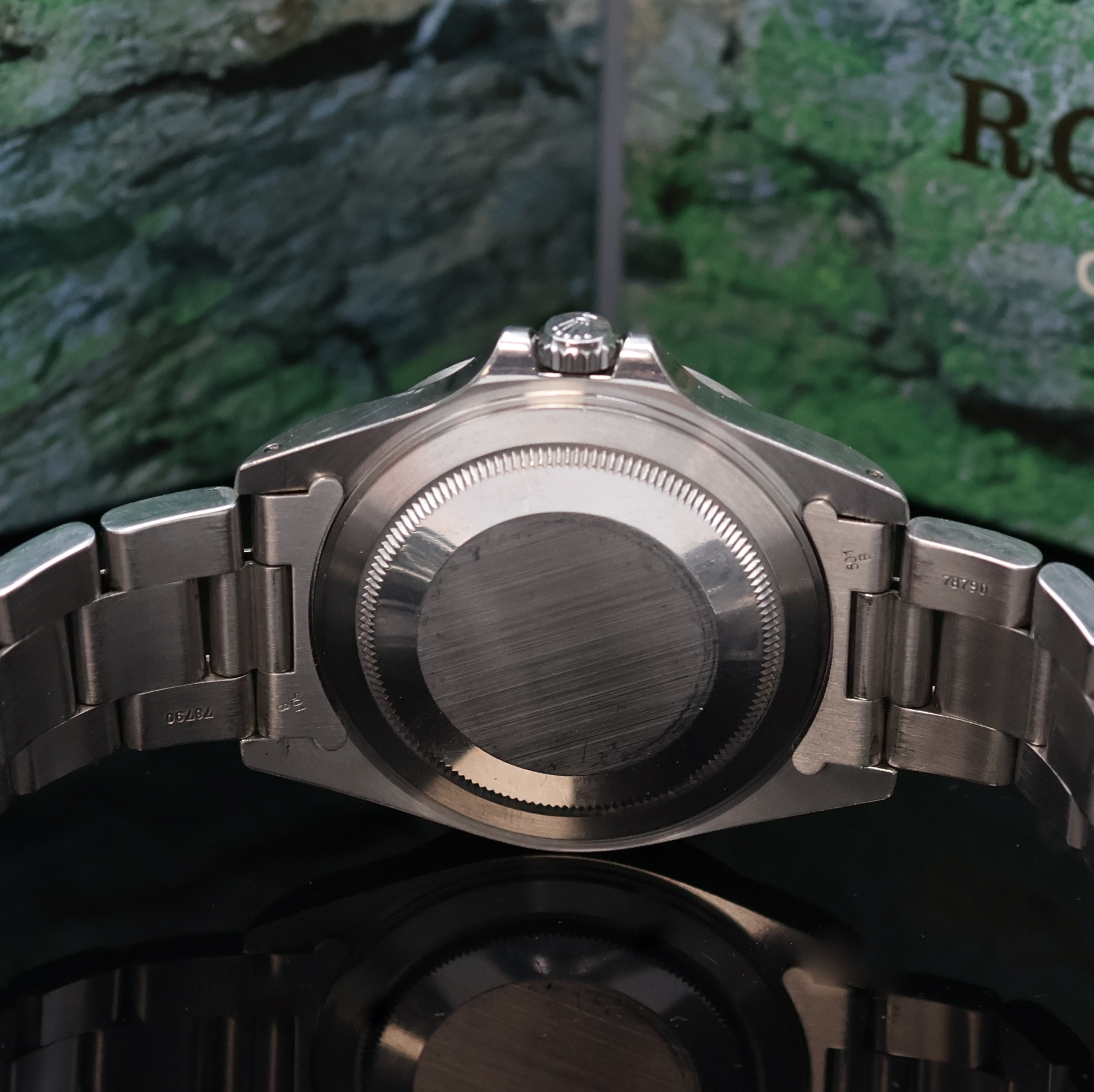 Detail d: ROLEX Herrenarmbanduhr Oyster Perpetual Date Explorer II Referenz 16570, Automatik, Schweiz um 1997, U-Serie, Chronometer der Superlative in ...