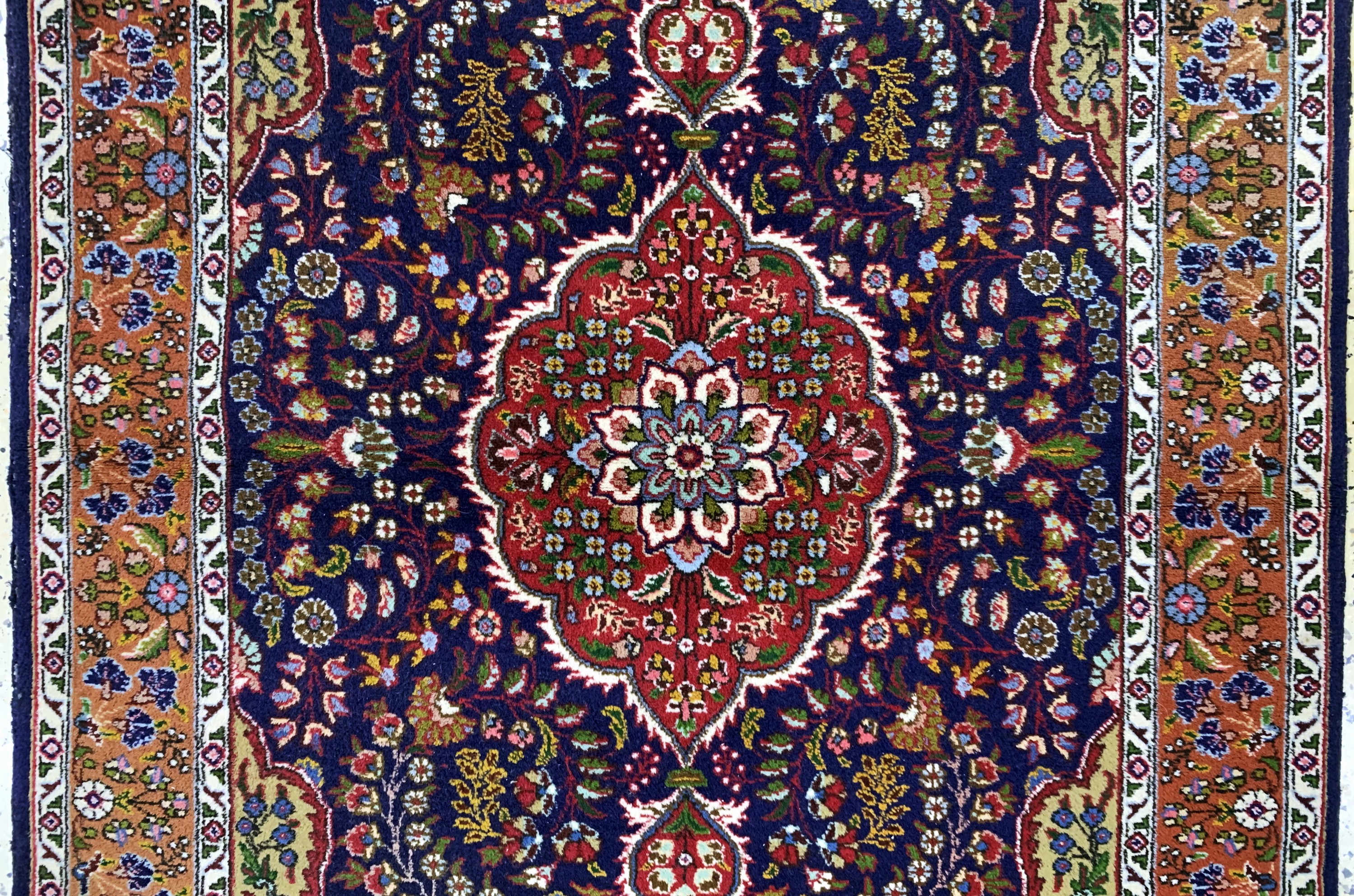 Detail b: Täbriz(40 Raj), Persien, Mitte 20.Jhd, Wolle auf Baumwolle, ca. 146 x 105 cm, EHZ: 2
