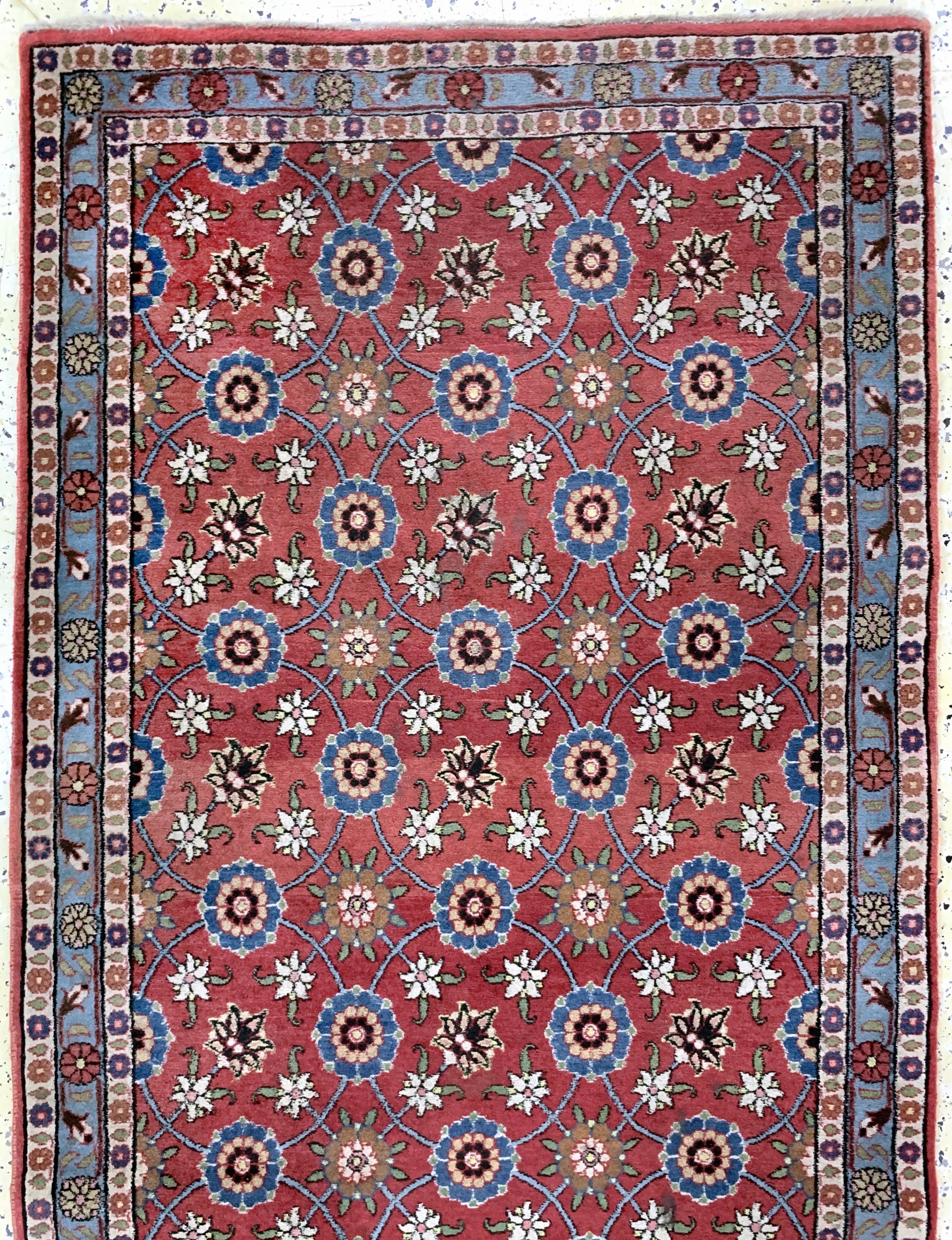 Detail a: Weramin, Persien, Mitte 20.Jhd, Wolle auf Baumwolle, ca. 375 x 95 cm, EHZ: 2(Eck leicht beschädigt).