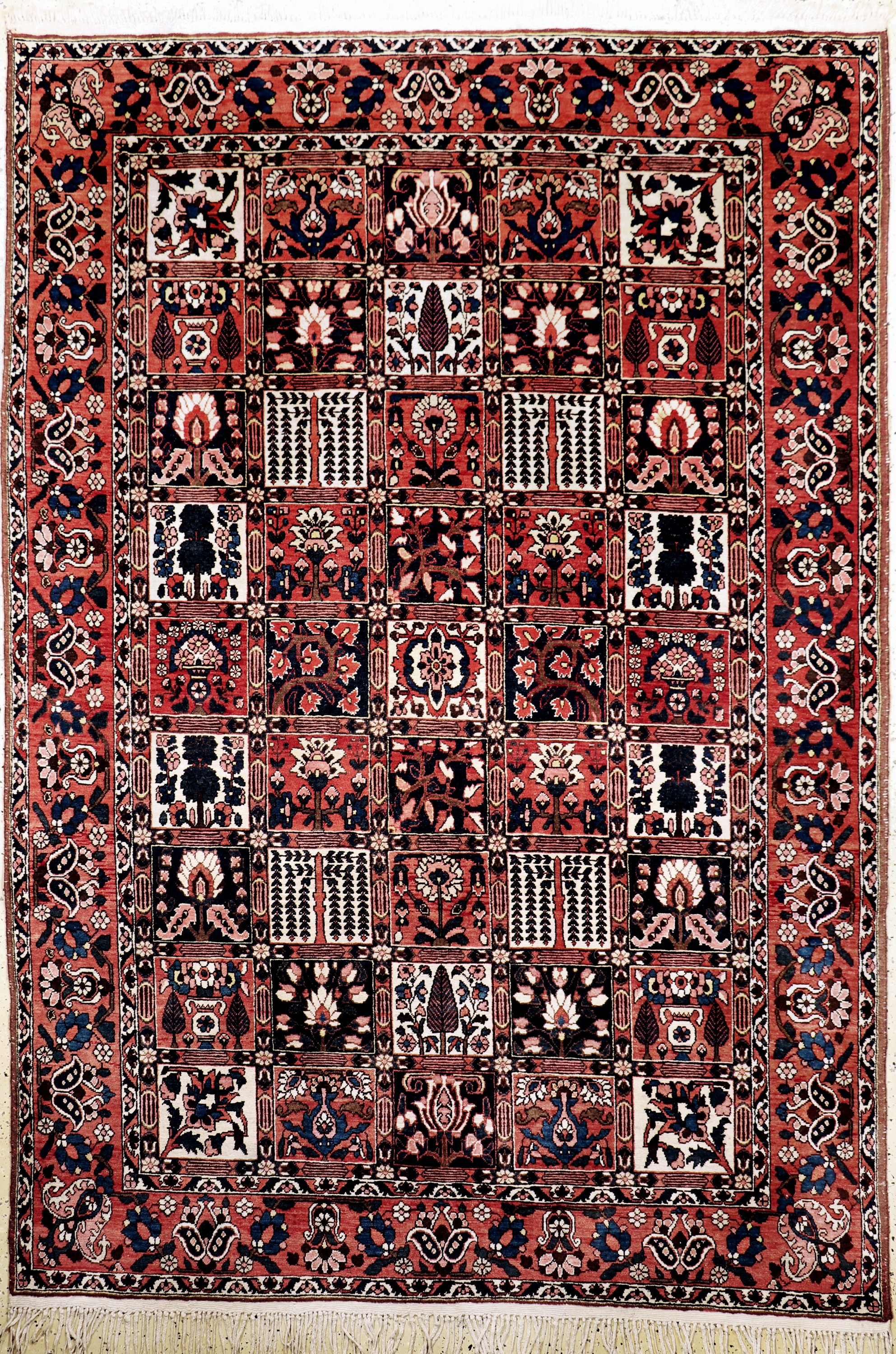 Felder-Bachtiar, Persien, Mitte 20.Jhd, Wolle auf Baumwolle, ca. 303 x 210 cm, EHZ: 2