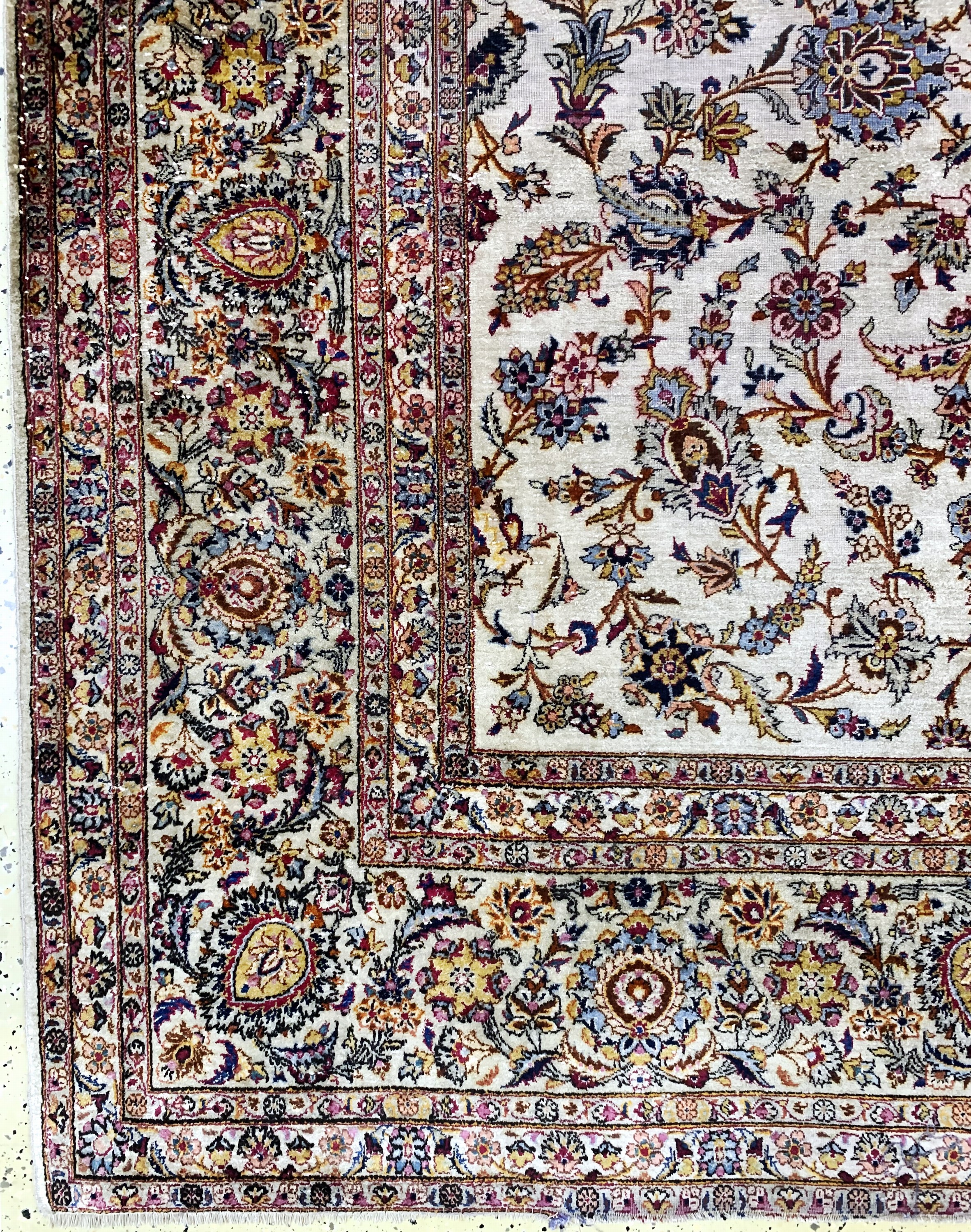 Detail b: Keschan Seide, Persien, Anfang 20.Jhd, reine Naturseide, ca. 375 x 268 cm, EHZ: 3