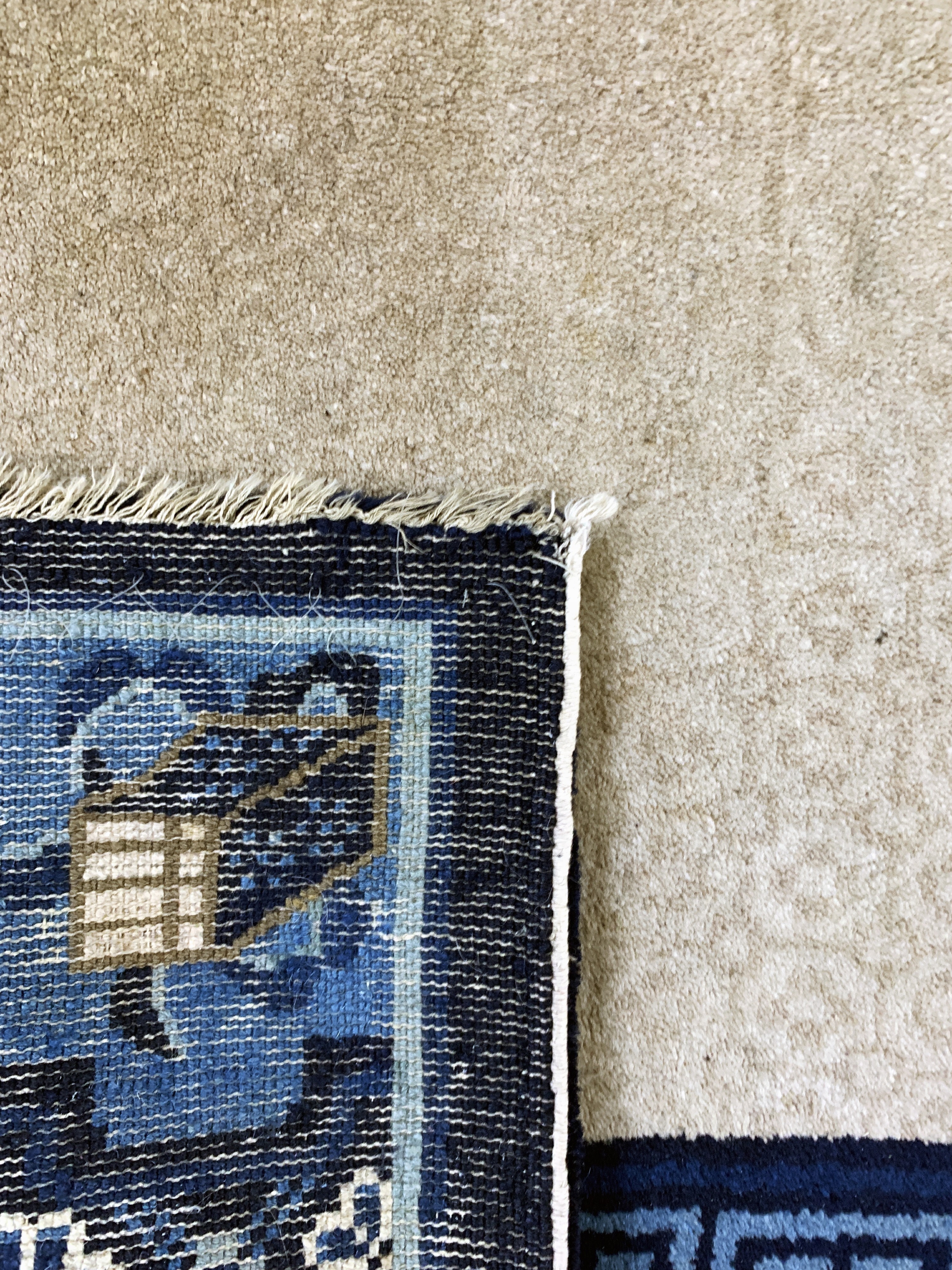 Detail d: Pao Tow"Schnee-Löwen"antik, China, um 1900,Wolle auf Baumwolle, ca. 180 x 118 cm, EHZ: 2, (kleine restaurierungen)