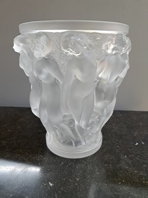 26952985a - Große Vase, Lalique, 20. Jh., Bacchantes, umlaufende Frauenakte, signiert, farbloses ...