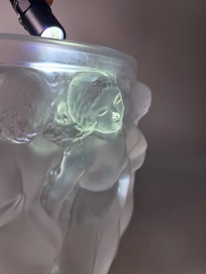 26952985e - Große Vase, Lalique, 20. Jh., Bacchantes, umlaufende Frauenakte, signiert, farbloses ...