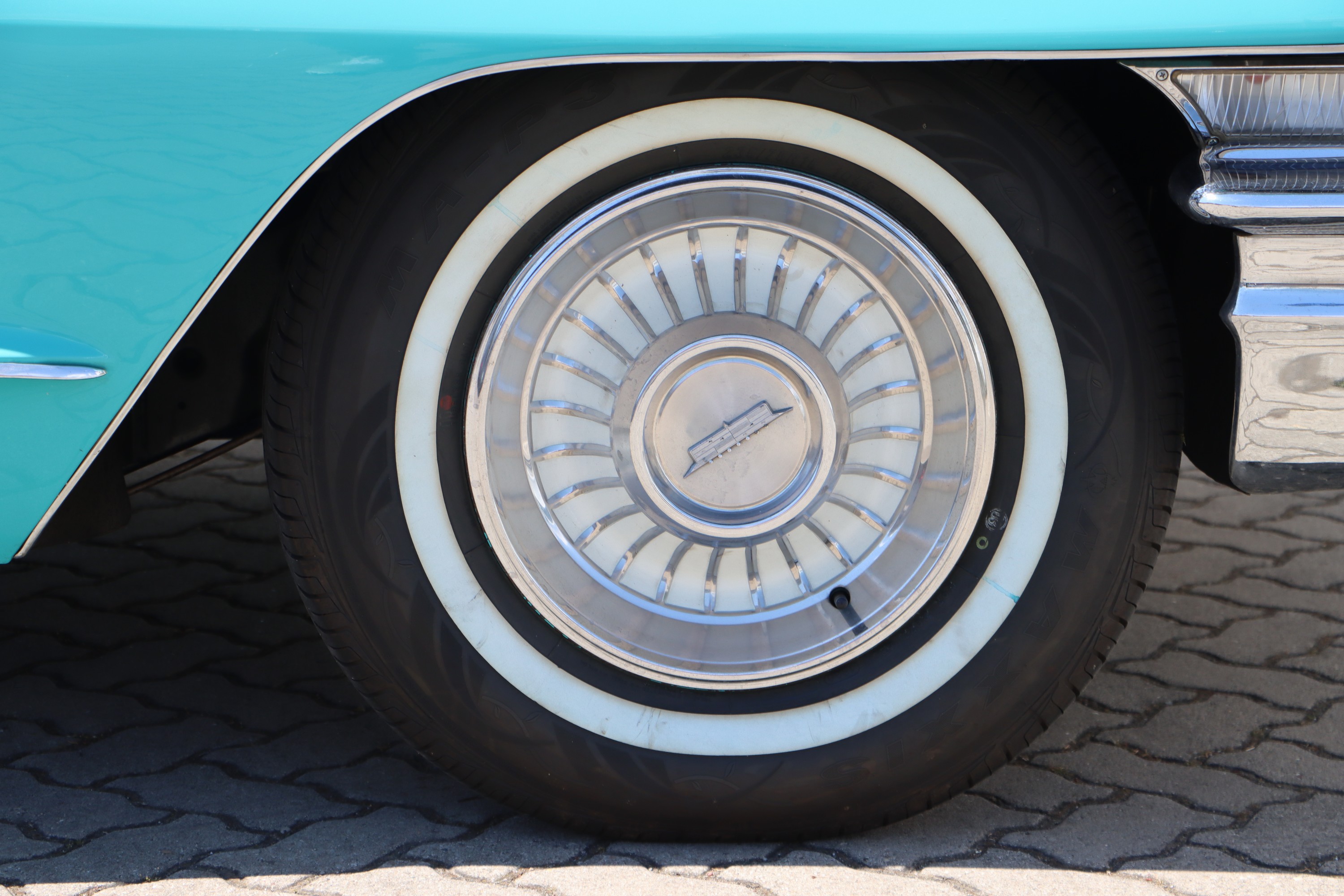 Detail j: Cadillac Serie 62 Coupé de Ville, Fahrgestellnummer: 62G072982, EZ 07/1962, 2 Halter im deutschen Brief eingetragen, Laufleistung ca. 45.155 miles, ...