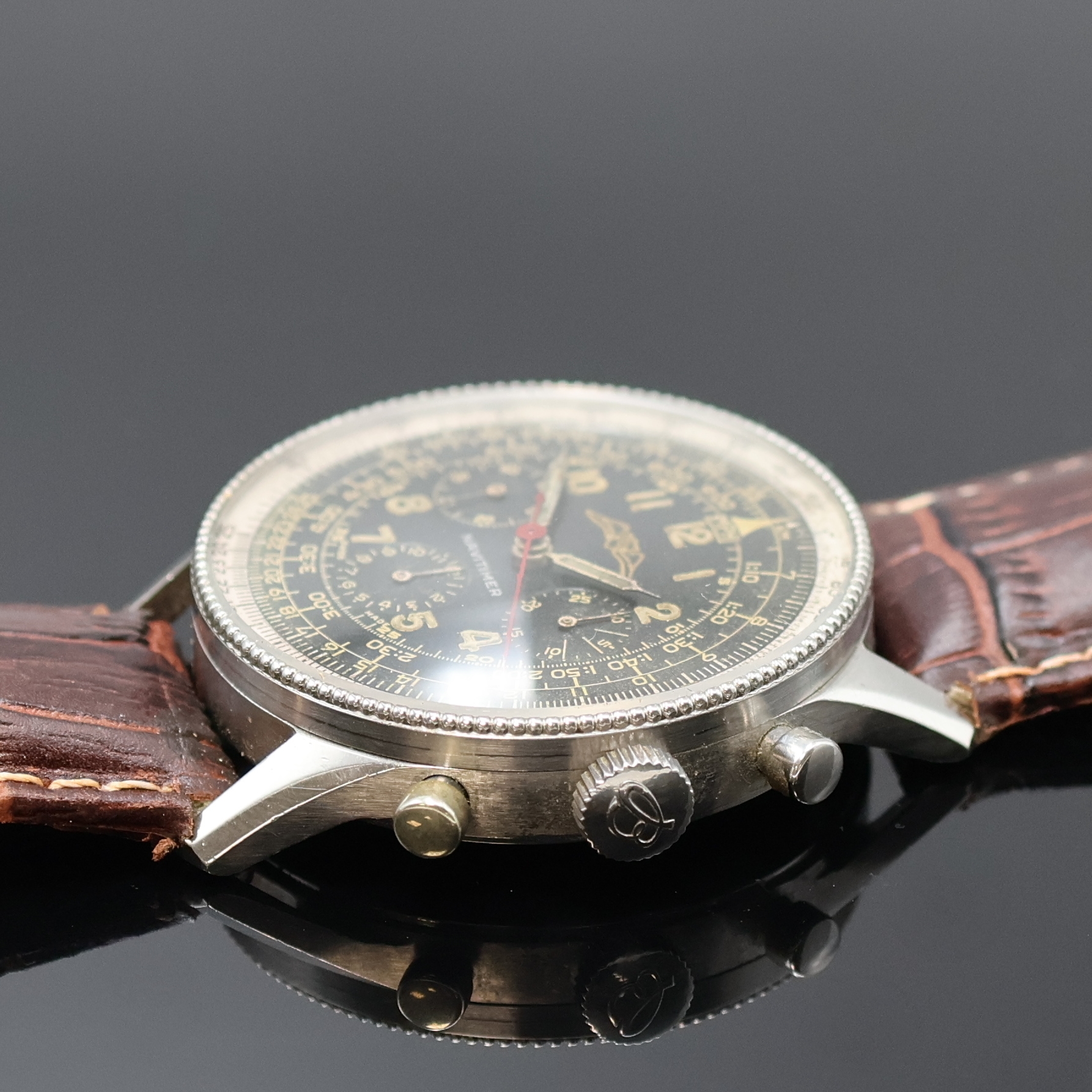 Detail b: BREITLING früher Navitimer AOPA Schaltradchronograph mit Kaliber Valjoux 72, Schweiz um 1954, Handaufzug, 3-tlg. Geh. ohneRef.-Nr., Boden aufgedr., ...