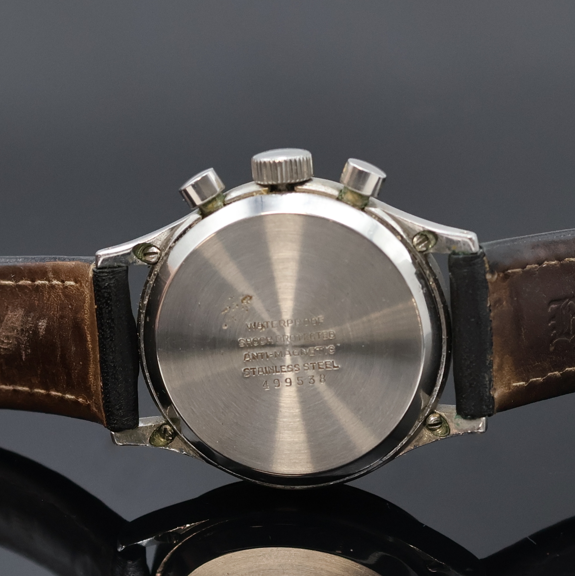 Detail c: BREITLING früher Schaltradchronograph in Stahl mit seltenem schwarzen Glanzzifferblatt, Schweiz um 1950, Handaufzug, sog. Clamshell- Geh., korrod. ...
