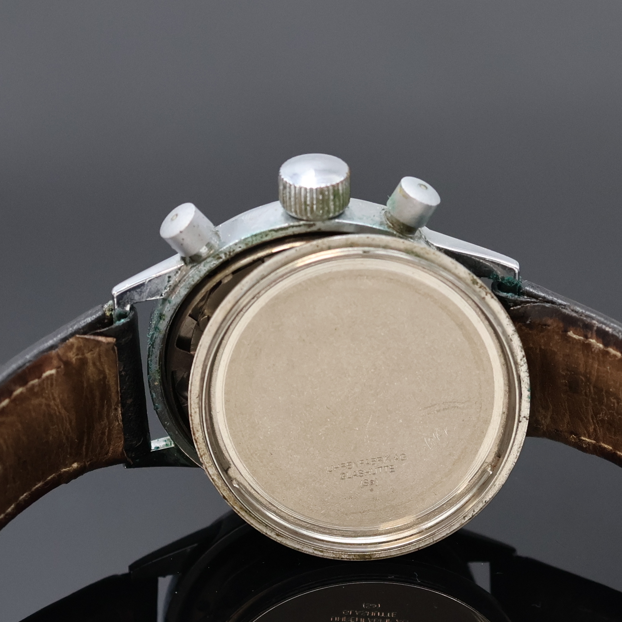 Detail e: TUTIMA Fliegerchronograph mit Kaliber UROFA 59, Deutschland um 1945, Handaufzug, verchr. Geh. orig. ohne Drehlünette, orig. Drücker u. Krone, ...