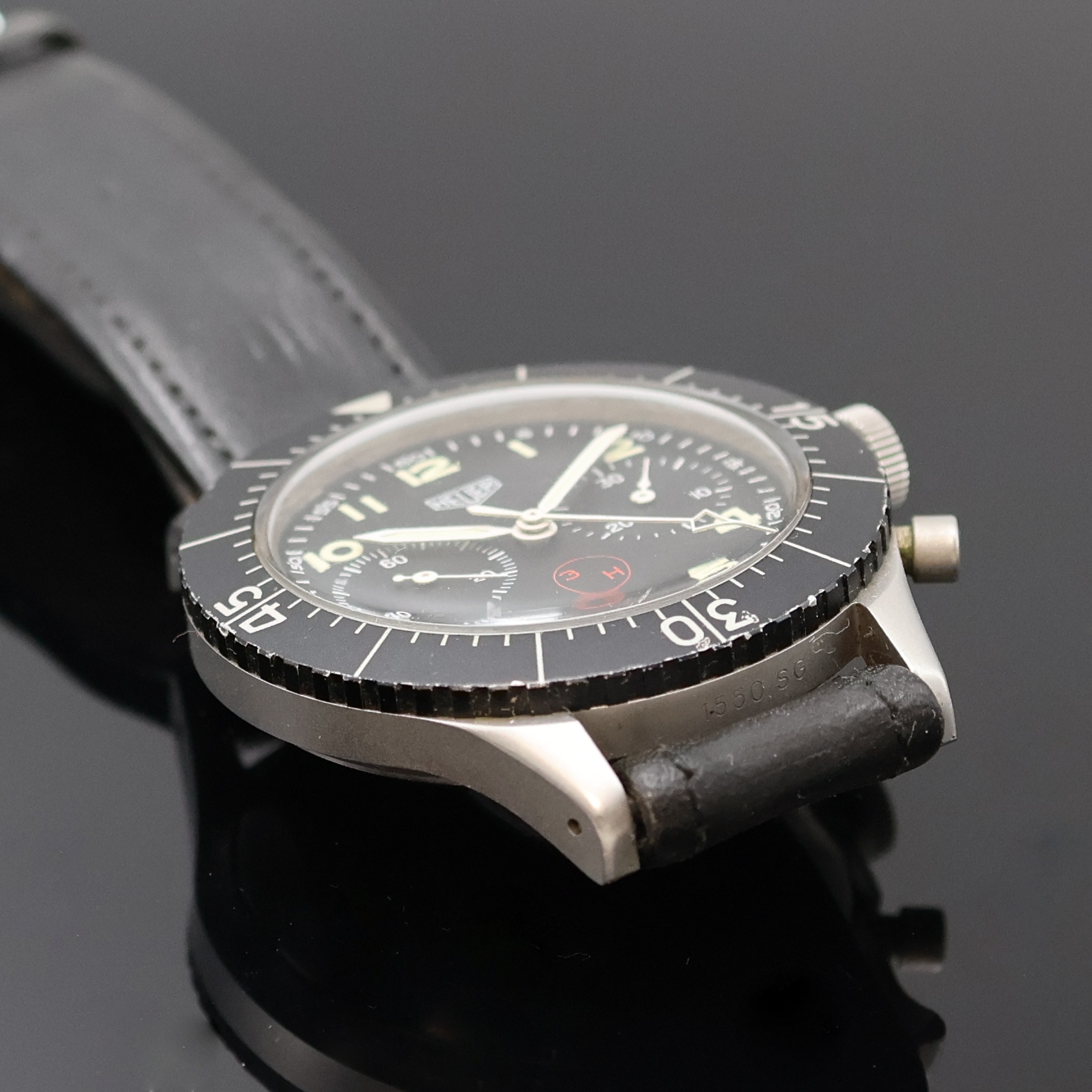 Detail c: HEUER 3H Flieger-Schaltradchronograph mit Flyback, Schweiz um 1970, Handaufzug, mattiertes Geh. 4-fach verschr., Boden m. Versorgungsnummer ...