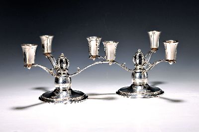 Image 26953180 - Paar Kerzenleuchter, Grann & Laglye 1906-1955 Sterlingsilber, drei Brennstellen, ca. ...
