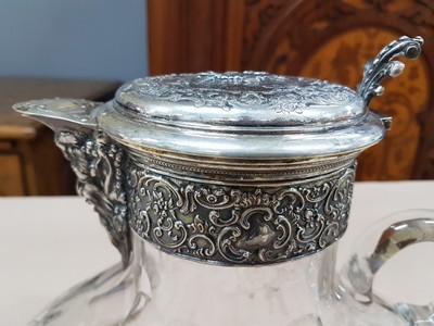 26953181b - Weinkrug mit Silbermontur, deutsch, Ende 19. Jh., 800er, Glaskorpus geschliffen, Dekor ...