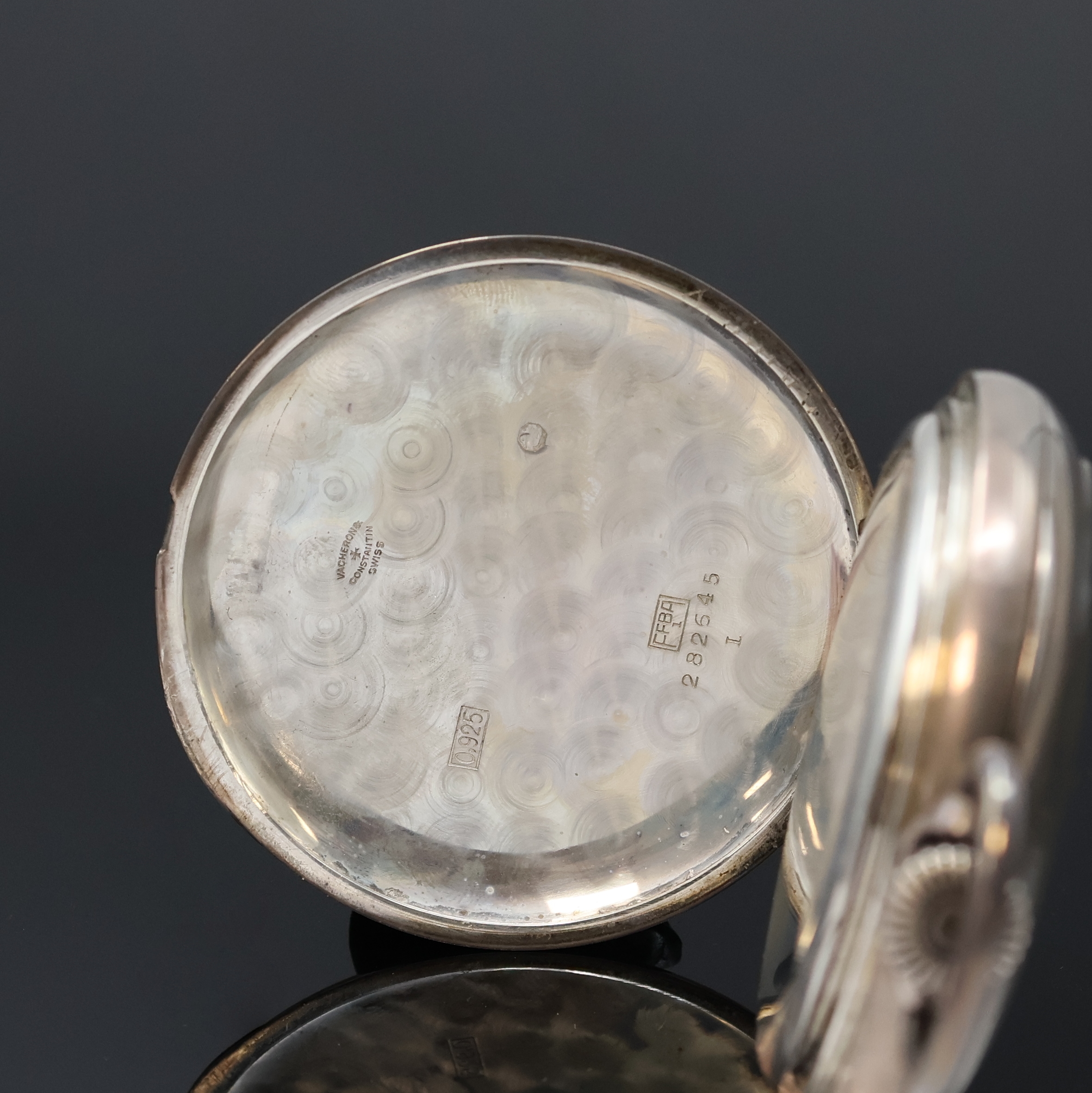 Detail b: VACHERON & CONSTANTIN große Beobachtungsuhr Kaliber 162 mit Gangreserveanzeige, Schweiz um 1945, glattes Sterlingsilber Scharniergeh., Glasrand ...