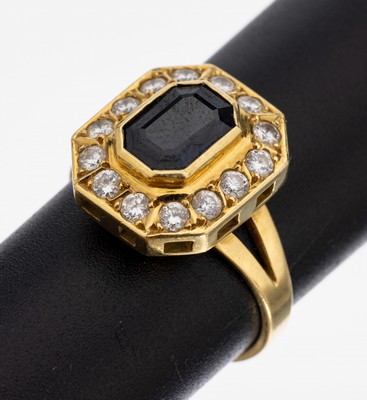 Image 26953338 - 18 kt Gold Saphir-Brillant-Ring, GG 750/000, mittig Saphir im Emerald-Cut ca. 1.47 ct, ...