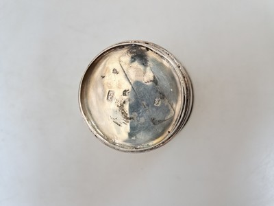 26953702d - Silberbecher, englisch, Meistermarke CW, Silber, Becher in Form einer Holzbütte, H. ...