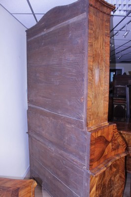 26953965a - Barock-Sekretär/Tabernakel, um 1740/50, Nußbaumfurnier, dreischübige ...