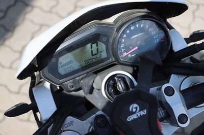 26954850d - Yamaha FZ1-N, Fahrgestellnummer: JYARN16H000000443, EZ 12/2011, Laufleistung ca. 9.462 ...