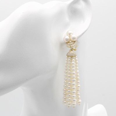 26954980a - Paar Ohrstecker ´Quasten´ mit Süßwasserzucht- perlen und Brillanten, GG 750/000, 212 ...