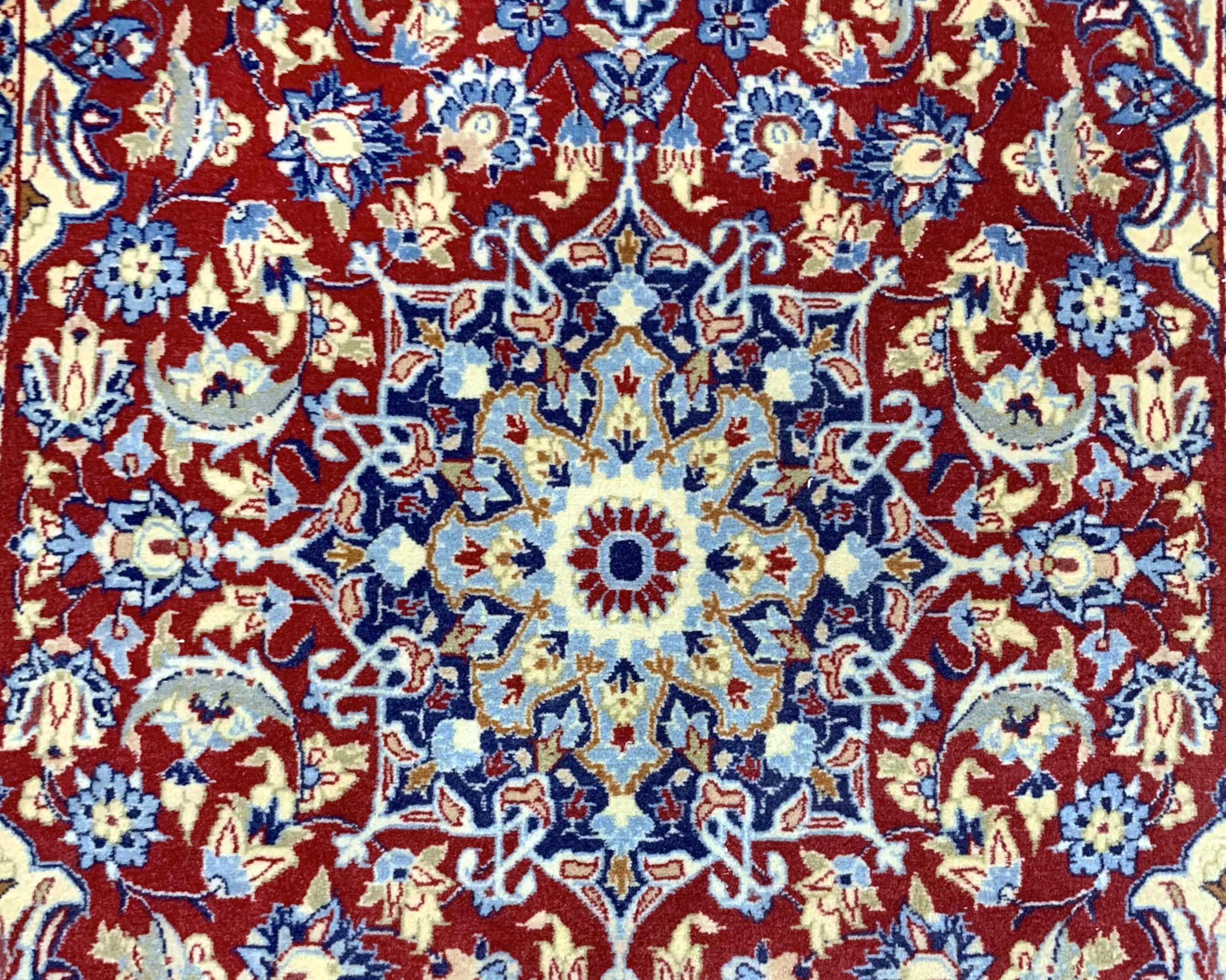 Detail b: Esfahan fein, Persien, Mitte 20.Jhd, Korkwolle auf Seide, ca. 101 x 69 cm, ca. 1,0 Mio. Kn/qm, EHZ: 1-2