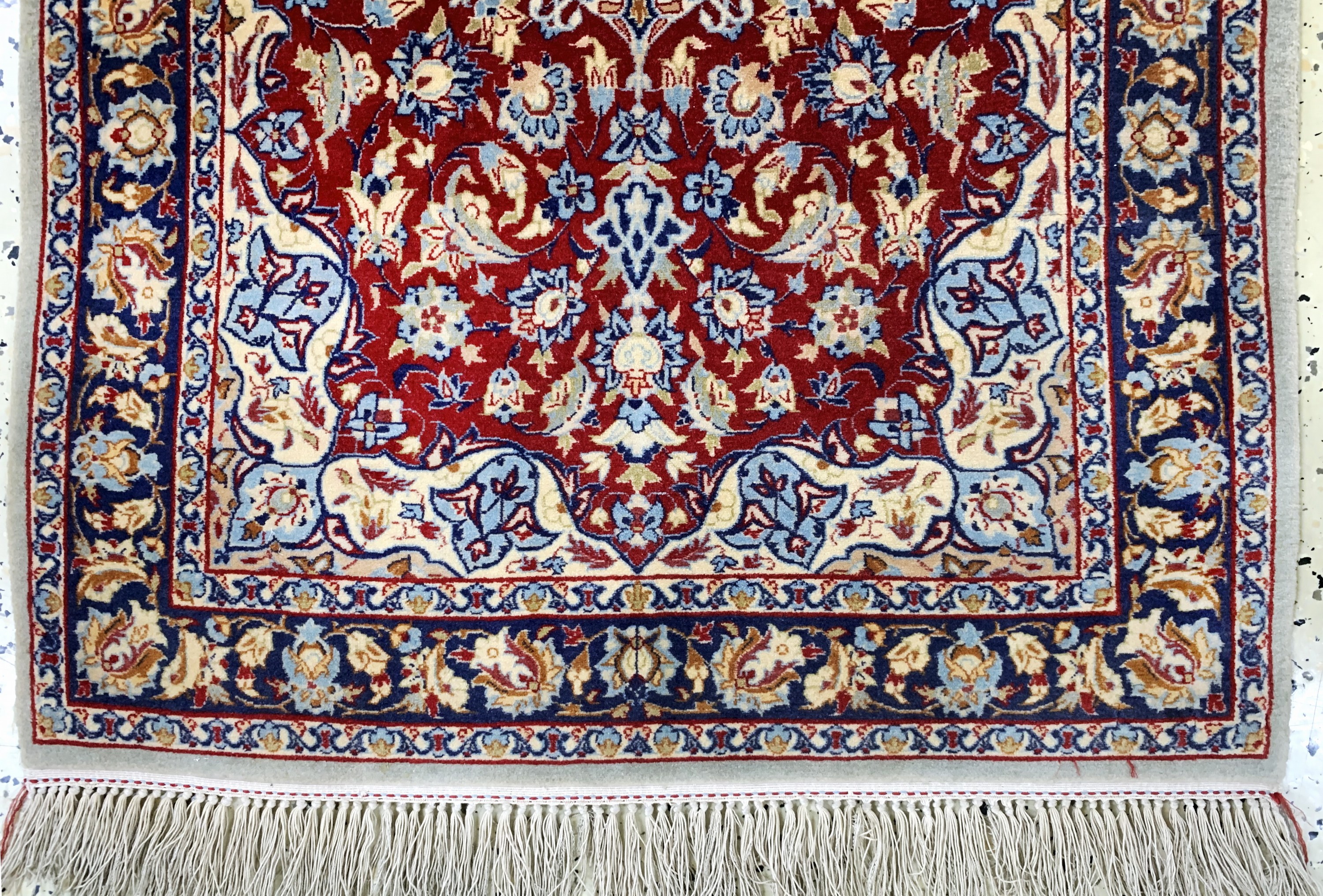 Detail c: Esfahan fein, Persien, Mitte 20.Jhd, Korkwolle auf Seide, ca. 101 x 69 cm, ca. 1,0 Mio. Kn/qm, EHZ: 1-2