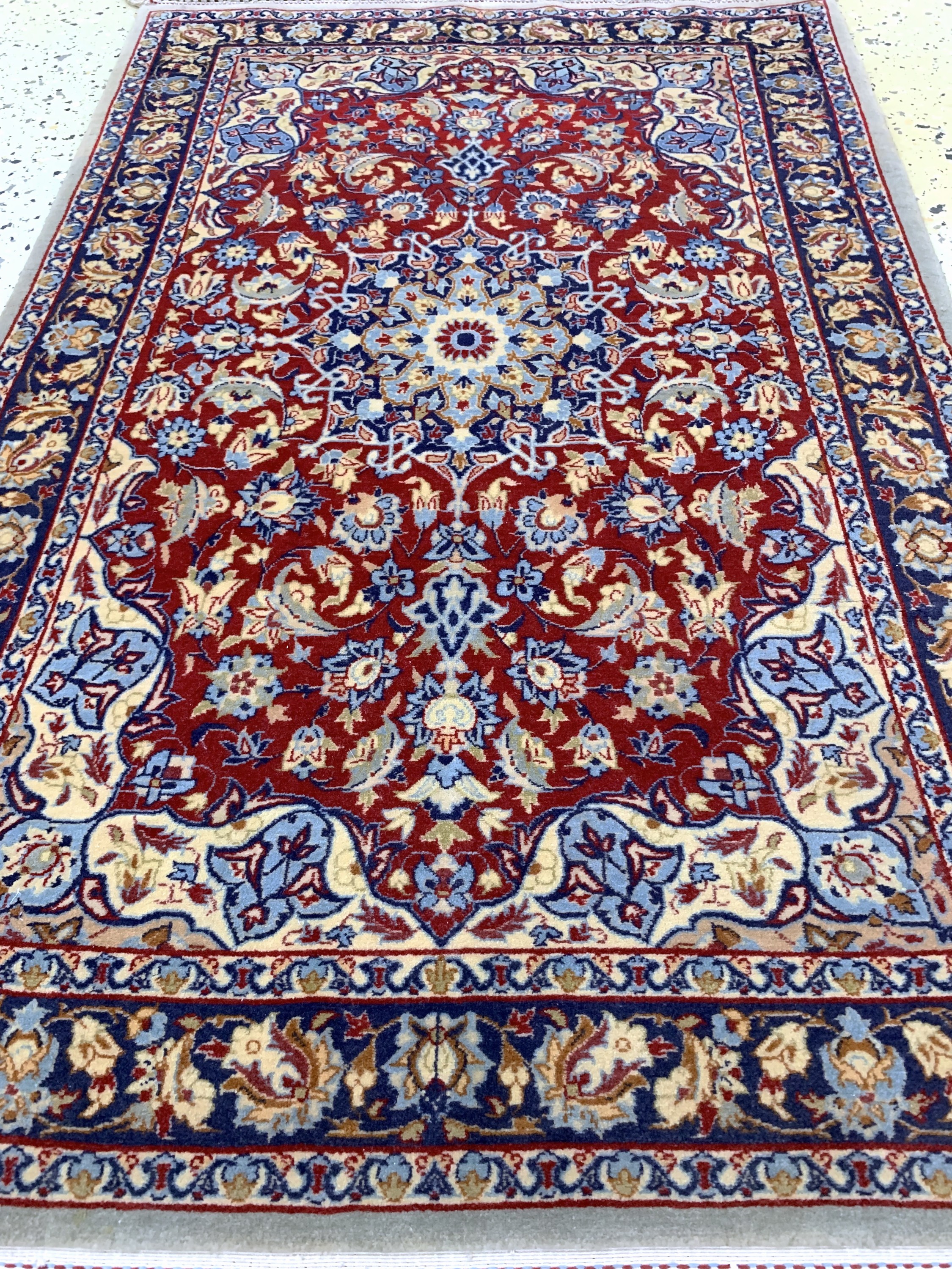 Detail d: Esfahan fein, Persien, Mitte 20.Jhd, Korkwolle auf Seide, ca. 101 x 69 cm, ca. 1,0 Mio. Kn/qm, EHZ: 1-2