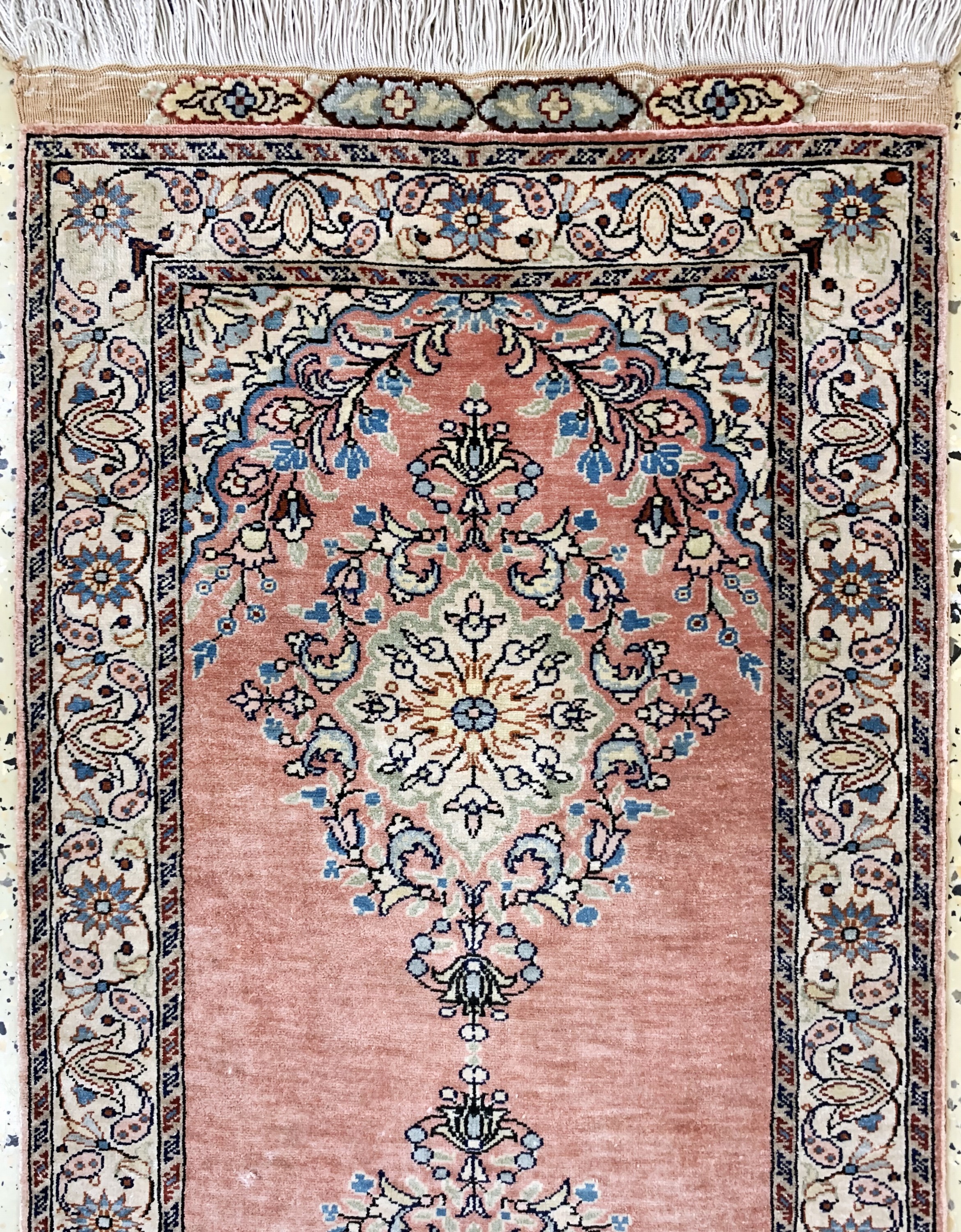 Detail a: Kayseri Seide, Türkei, Mitte 20.Jhd, reine Naturseide, ca. 118 x 44 cm, Reinigungsbedürftig, EHZ: 2