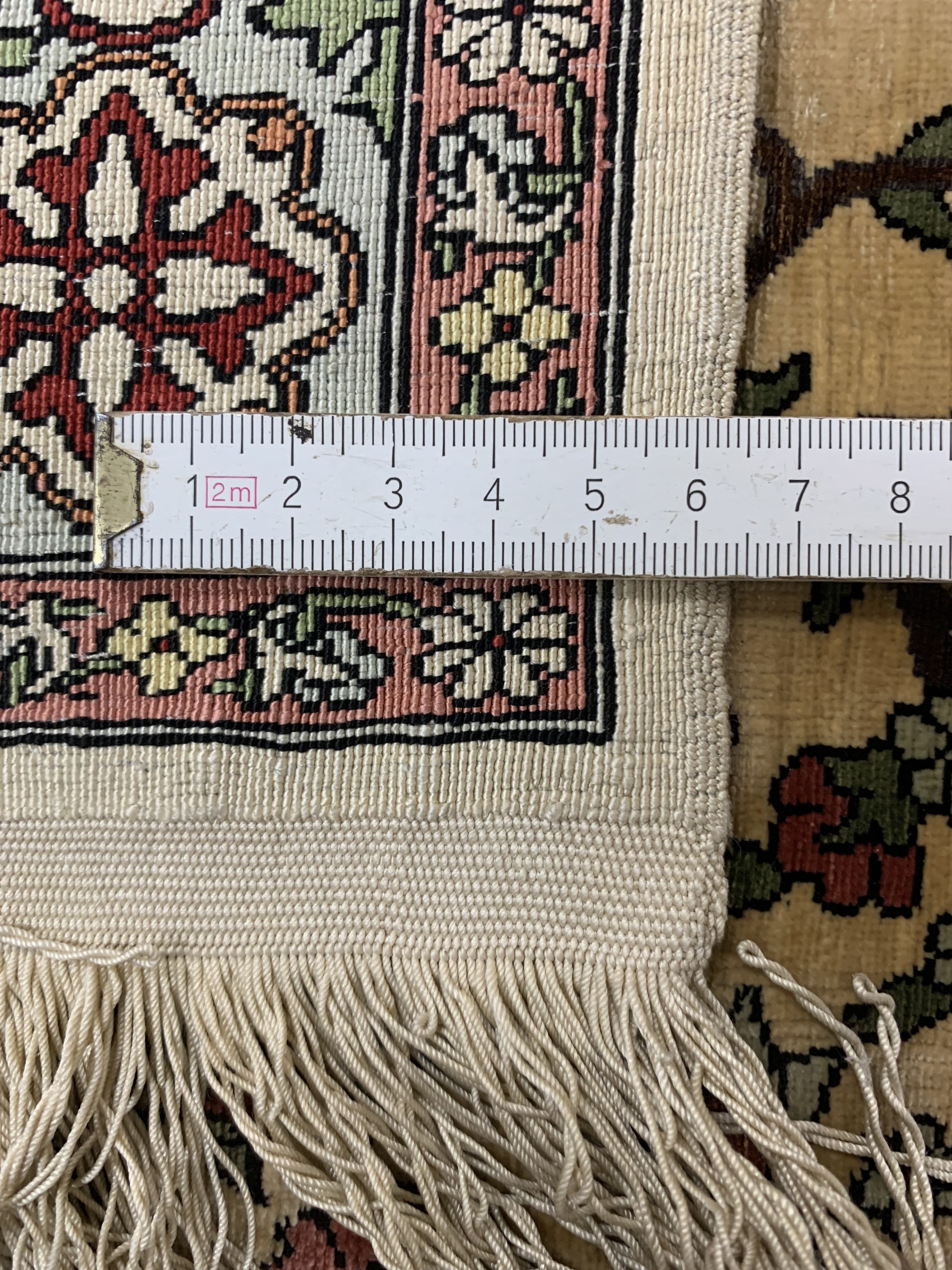 Detail f: Hereke Seide fein signiert, Türkei, Anfang 20.Jhd, reine Naturseide, ca. 91 x 61 cm, ca. 1,0 Mio. Kn/qm, EHZ: 2