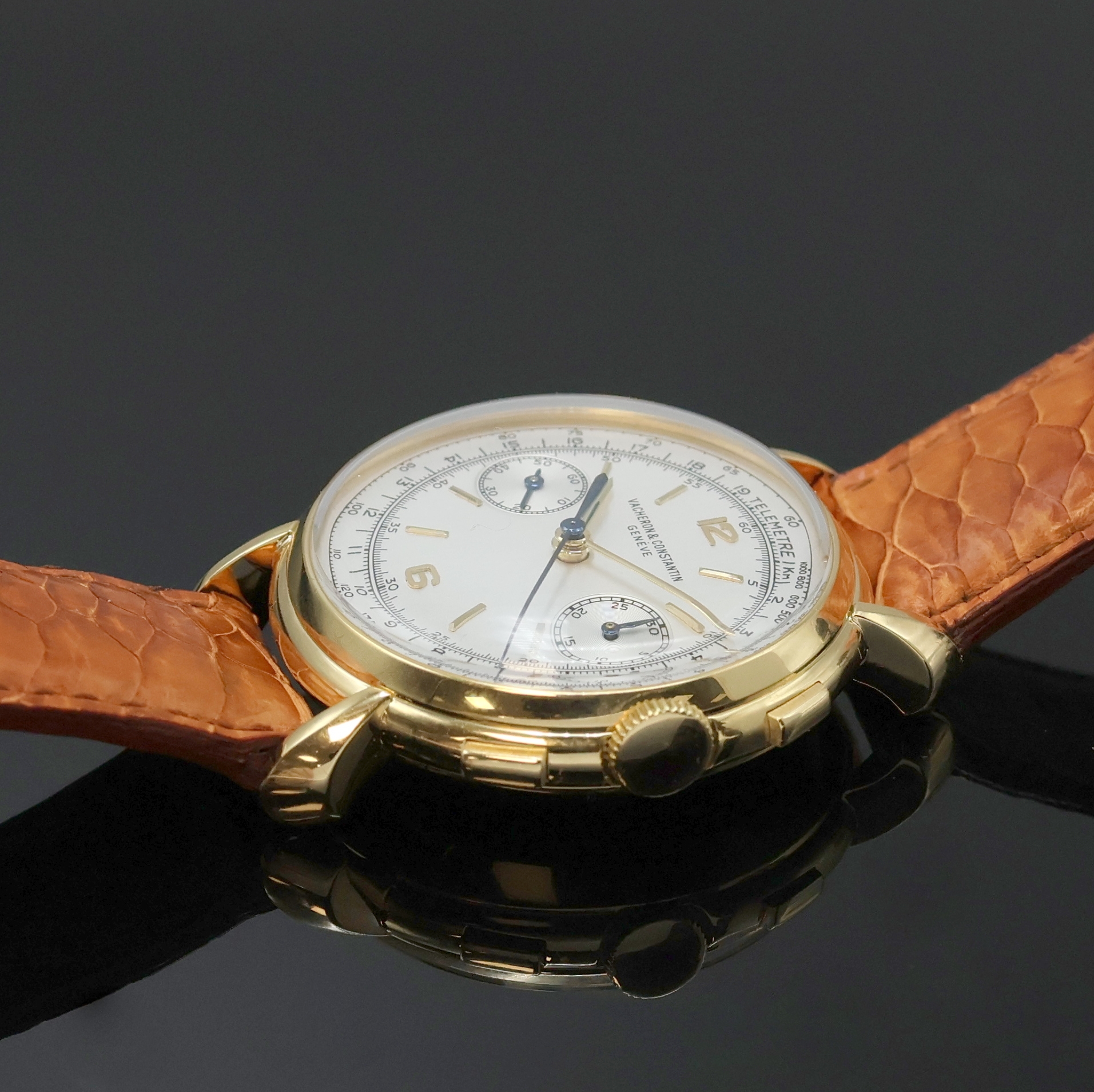 Detail b: VACHERON & CONSTANTIN seltener Herrenchronograph in GG 750/000 Referenz 4178, Schweiz um 1950, Handaufzug, 3-tlg. Geh. m. tropfenförm. ...